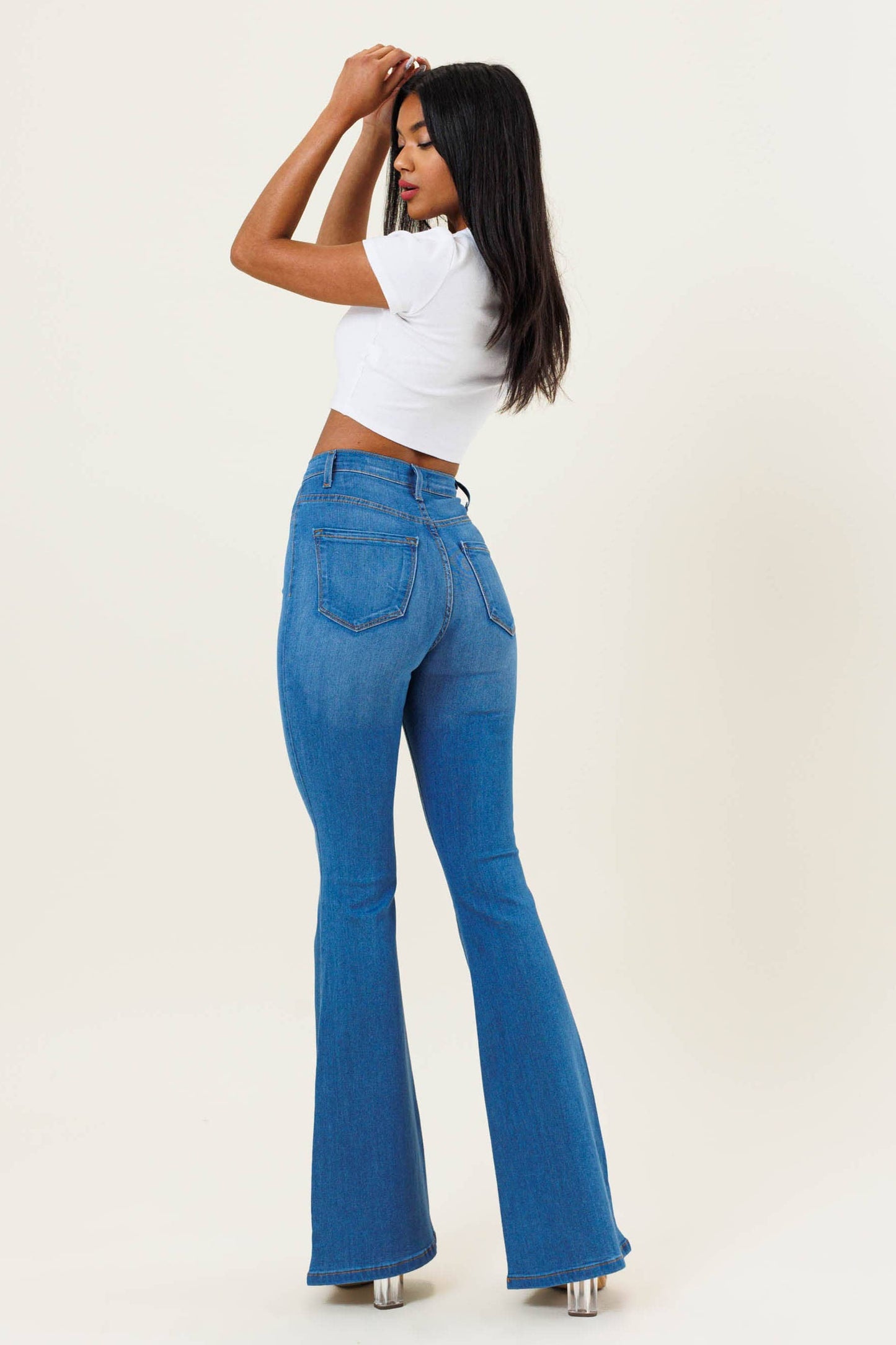 P522 SLIM FLARE JEANS - Smooth & Stretchy: BLACK