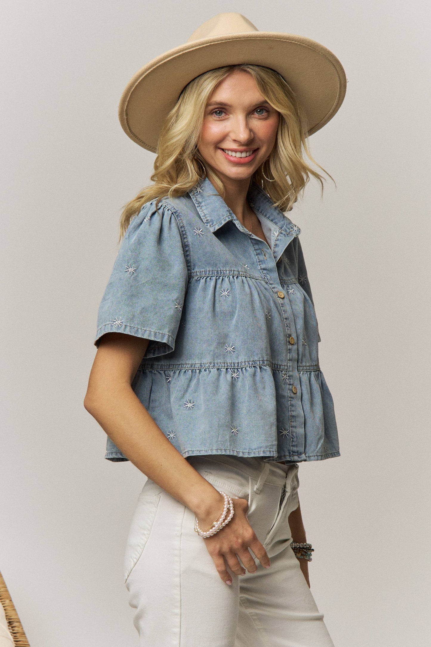 STAR EMBROIDERED DENIM SHIRT - LET4516: LT DENIM