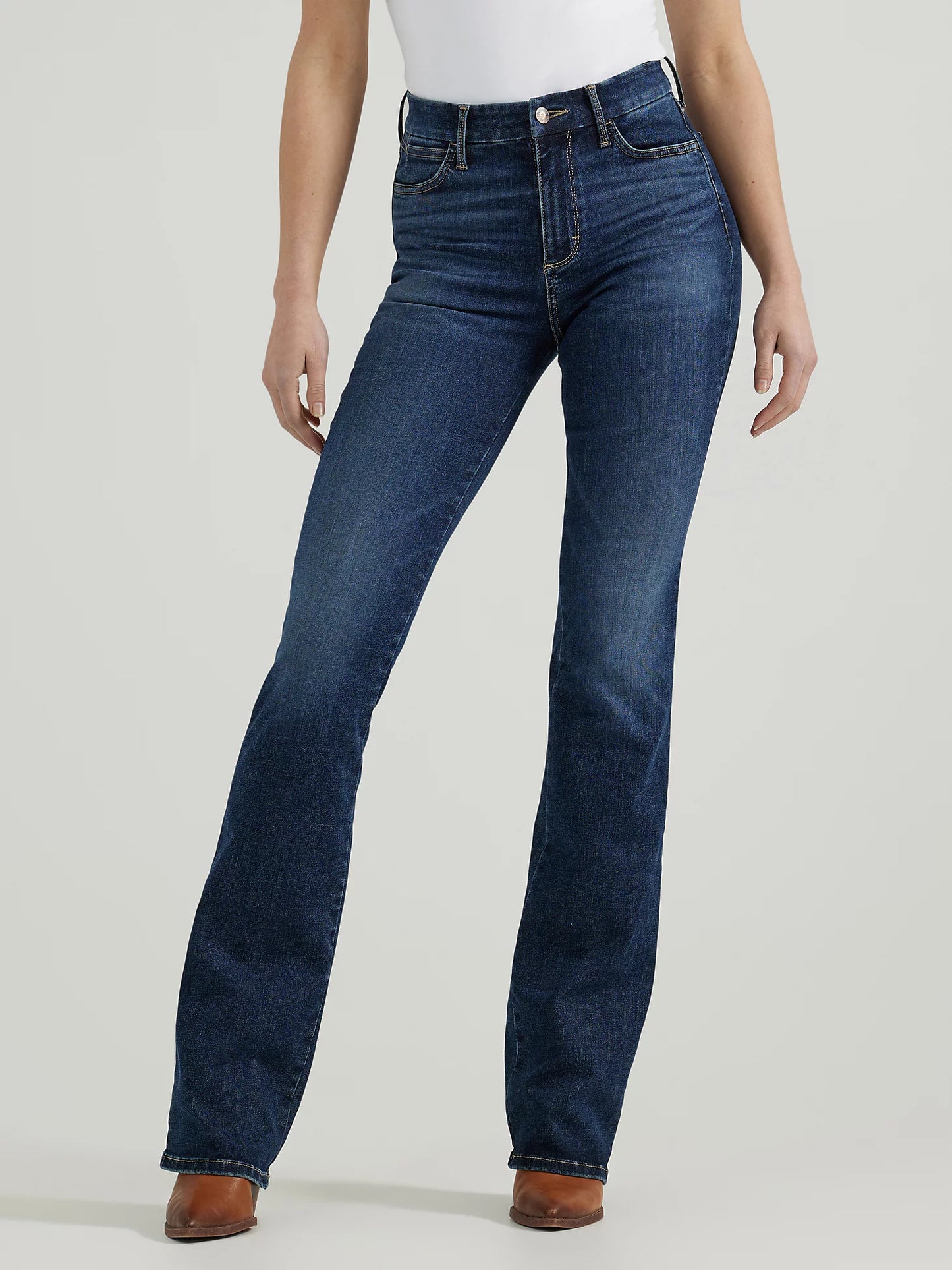 112359277 WOMNE'S WRANGLER BESPOKE HIGH RISE BOOTCUT JEAN