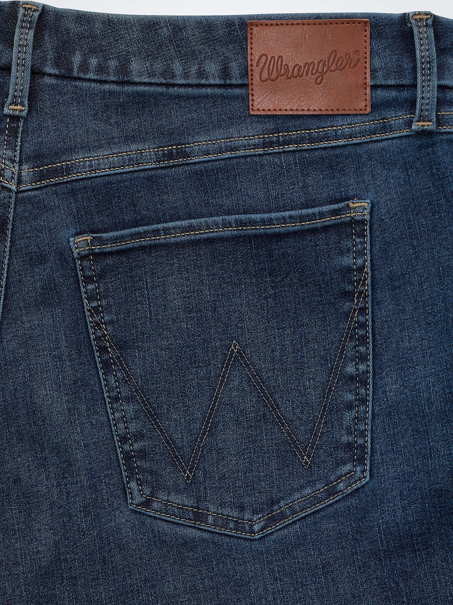 112359277 WOMNE'S WRANGLER BESPOKE HIGH RISE BOOTCUT JEAN