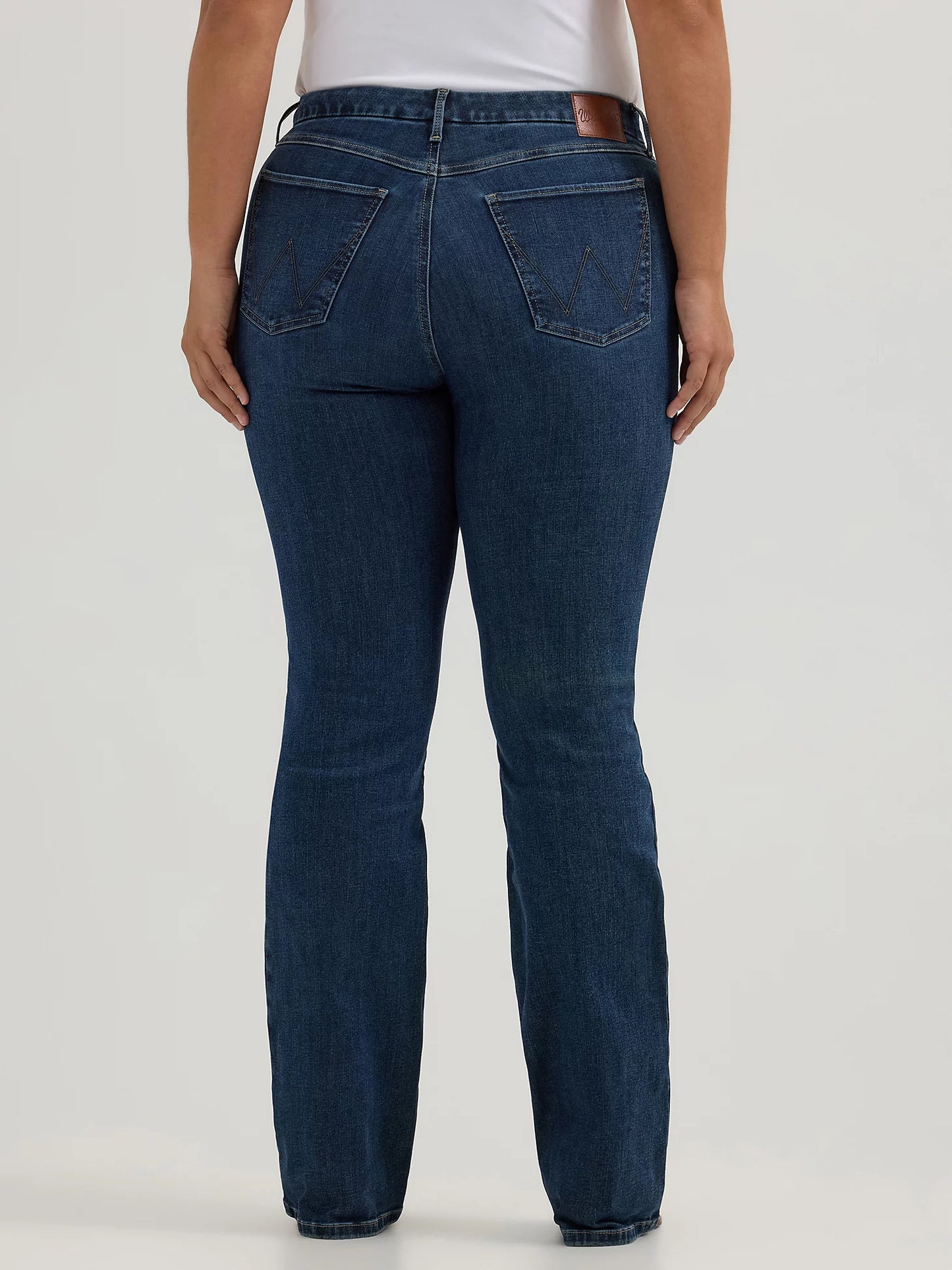 112359277 WOMNE'S WRANGLER BESPOKE HIGH RISE BOOTCUT JEAN