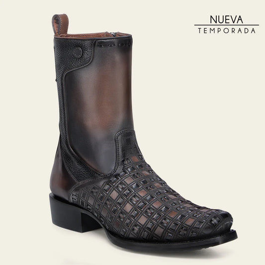 CU940 CUADRA MN CHOCOLATE & BLACK LASER BOOT