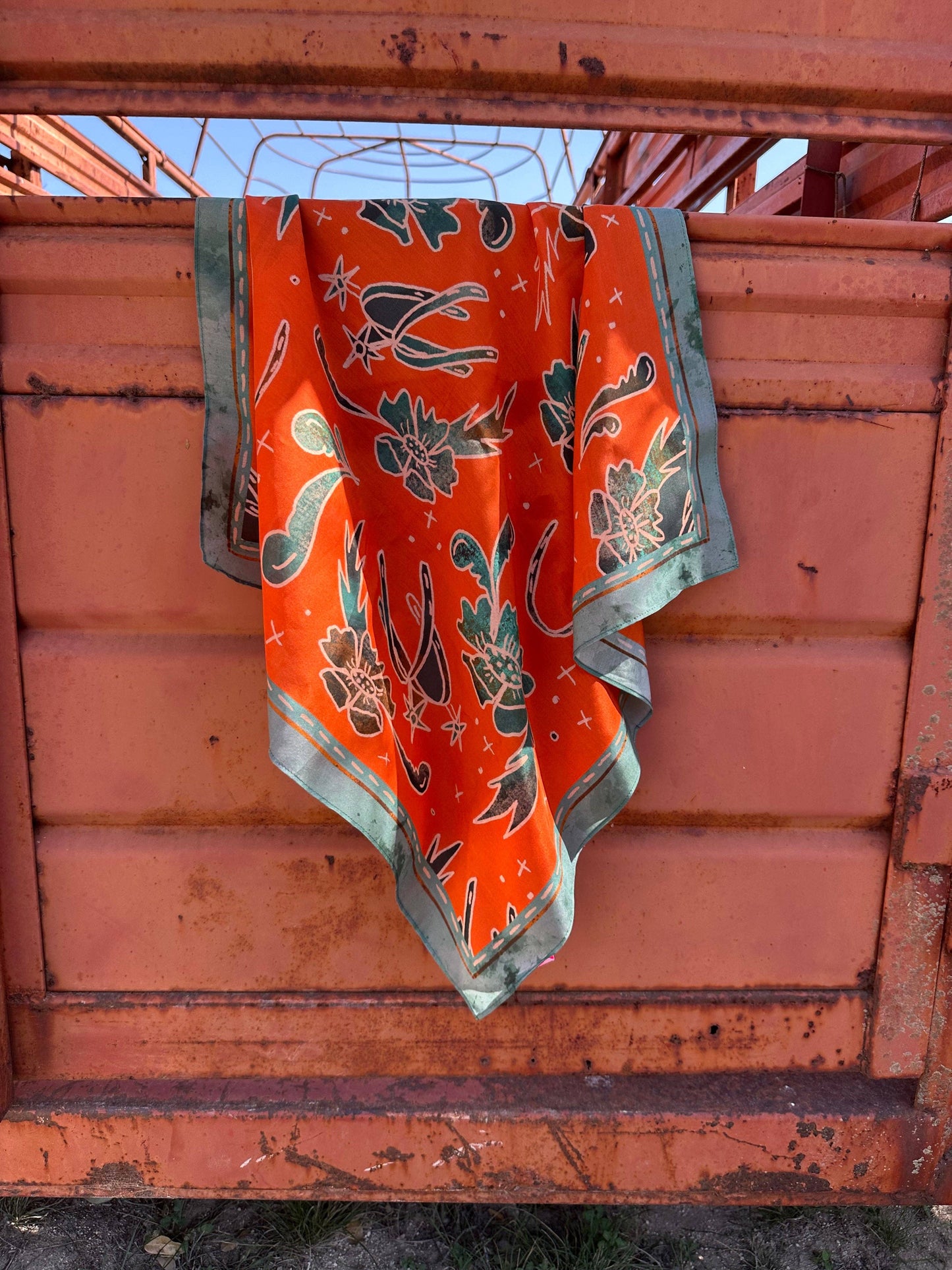 SPURS N' HOURSES IN RUST SILK WESTERN COWGIRL WILD RAG SCARF