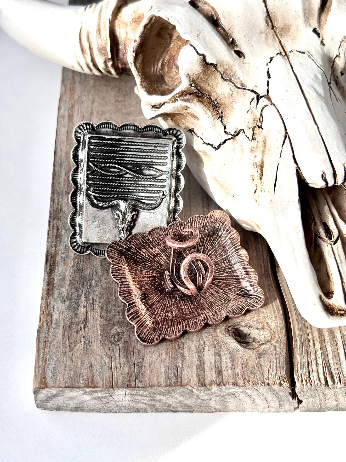Western Style Steerhead Stitch Rectangular Pendant Cuff Ring: Silver