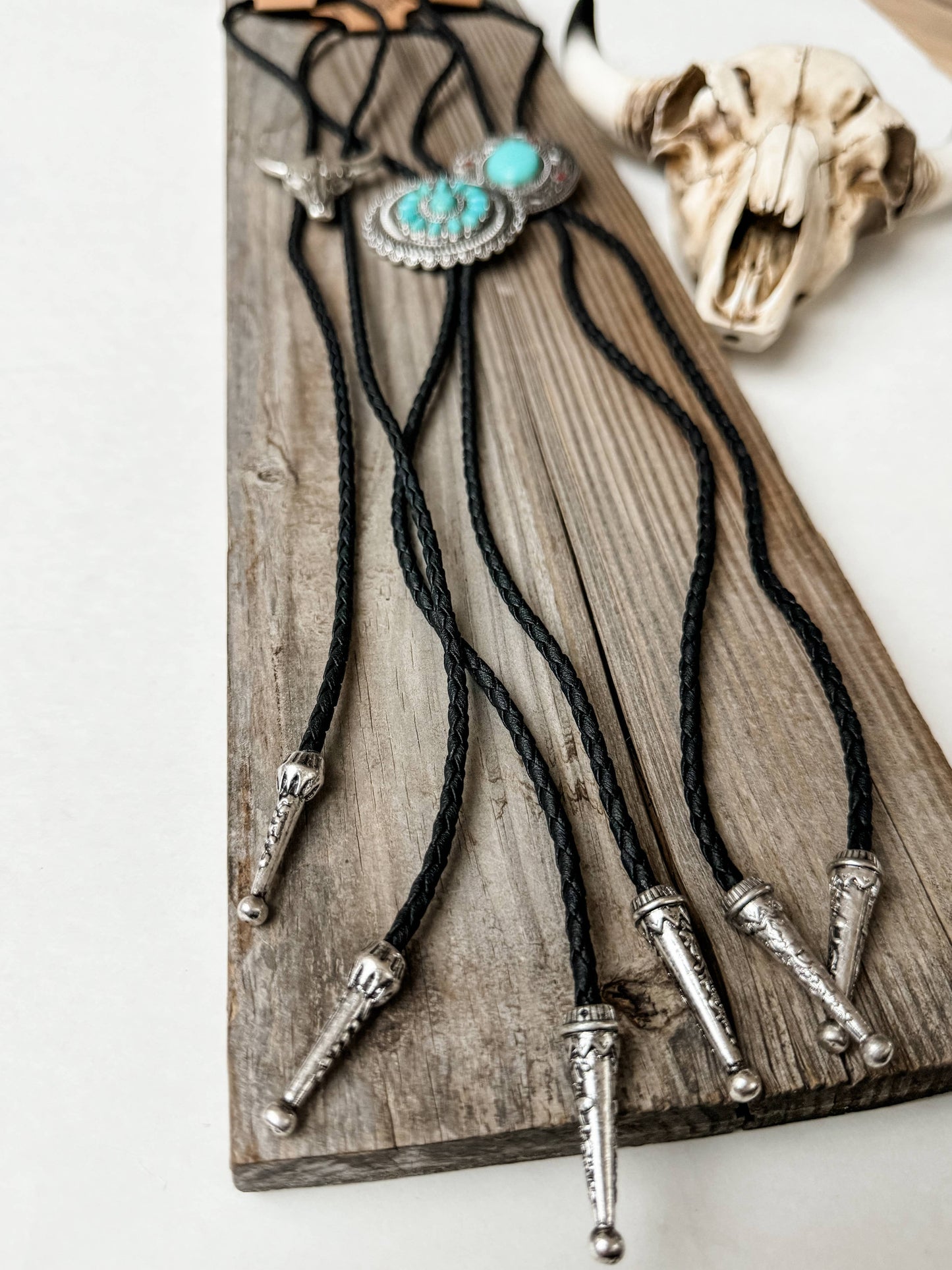 WESTERN BOLO TIE LONG PENDENT NECKLACE STYLE 5