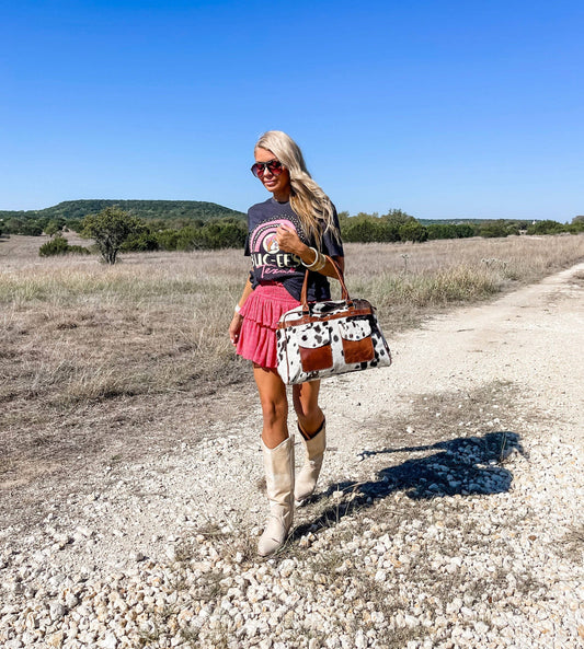 WEEKENDER DUFFLE LEATHER HAIR ON COWHIDE DUFFEL TRAVEL BAG: TAN + WHITE COWHIDEE