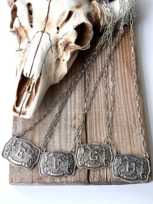 WESTERN INITIAL BUCKLE PENDANT NECKLACE: V