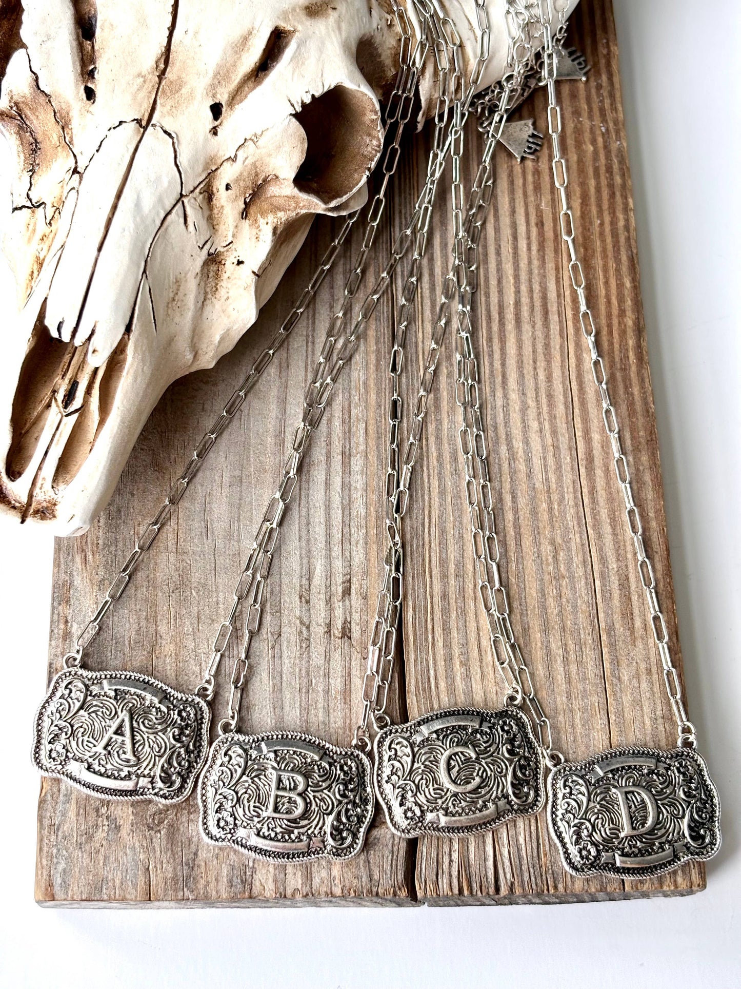 WESTERN INITIAL BUCKLE PENDANT NECKLACE: M