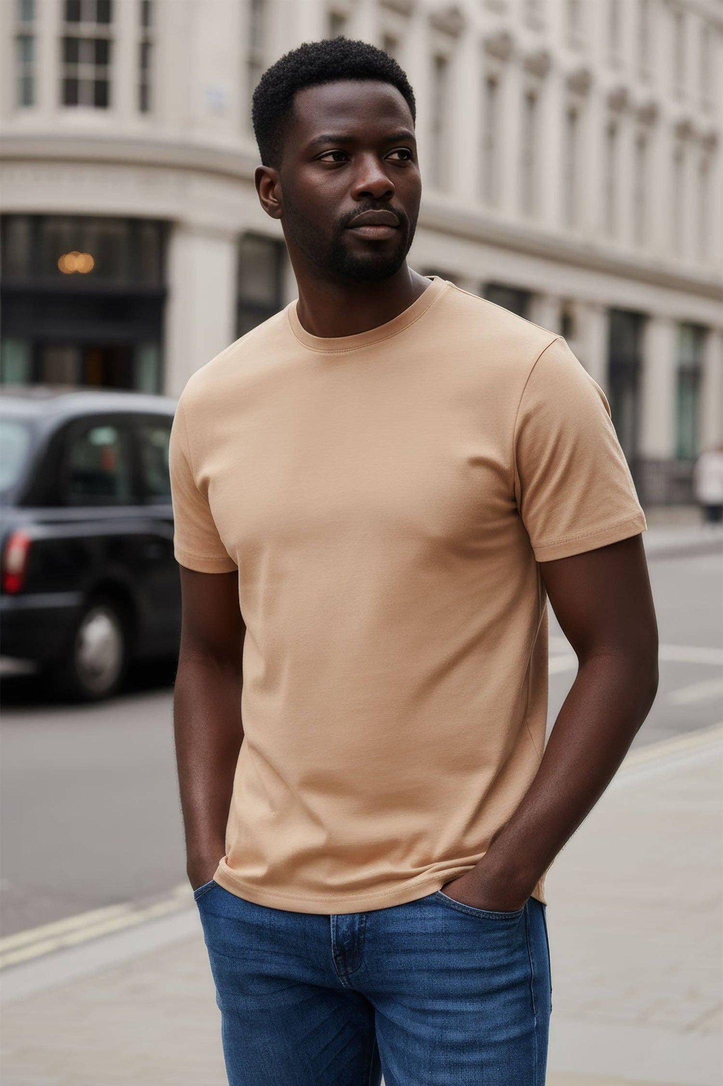 Trendy basics Crew-Neck T-Shirt: -KHK-