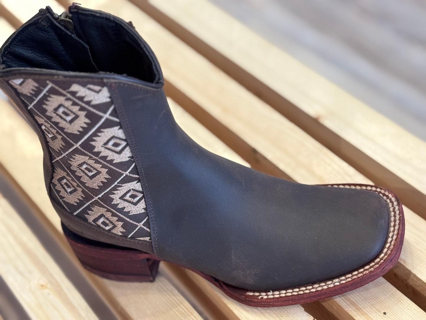 BOTIN ZARAPE DAMA CANELO CRAZY HORSE CHOCO EE