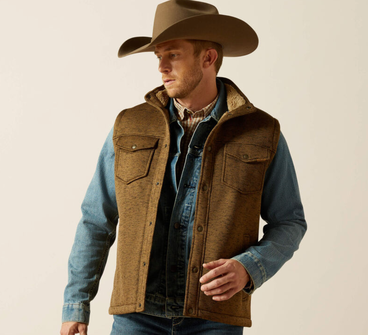 10062485  ARIAT MENS CALDWELL SHERPA VEST CUB