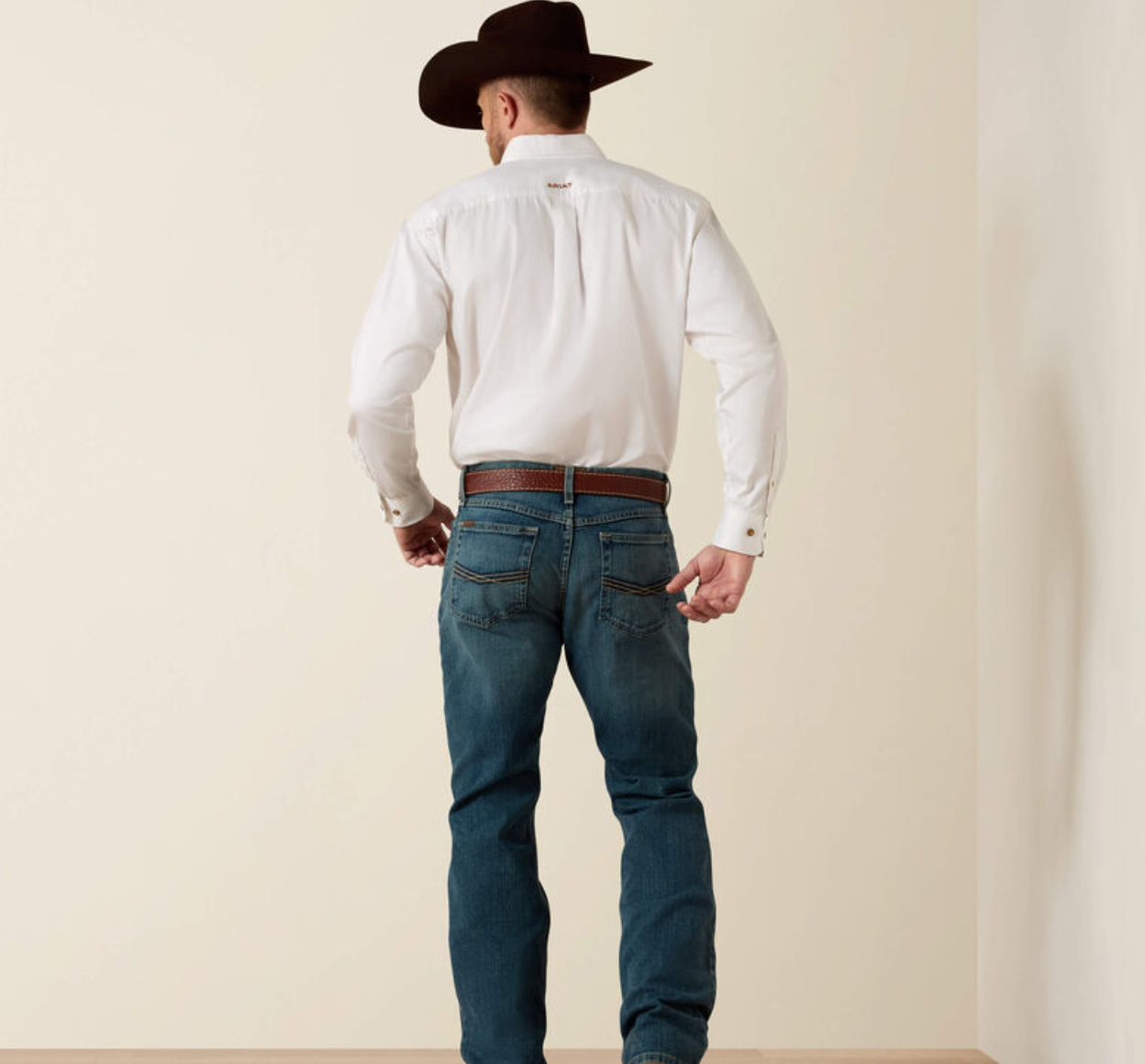 10022674 ARIAT M4 LEGACY STRETCH BOOT CUT JEANS- FREEMAN