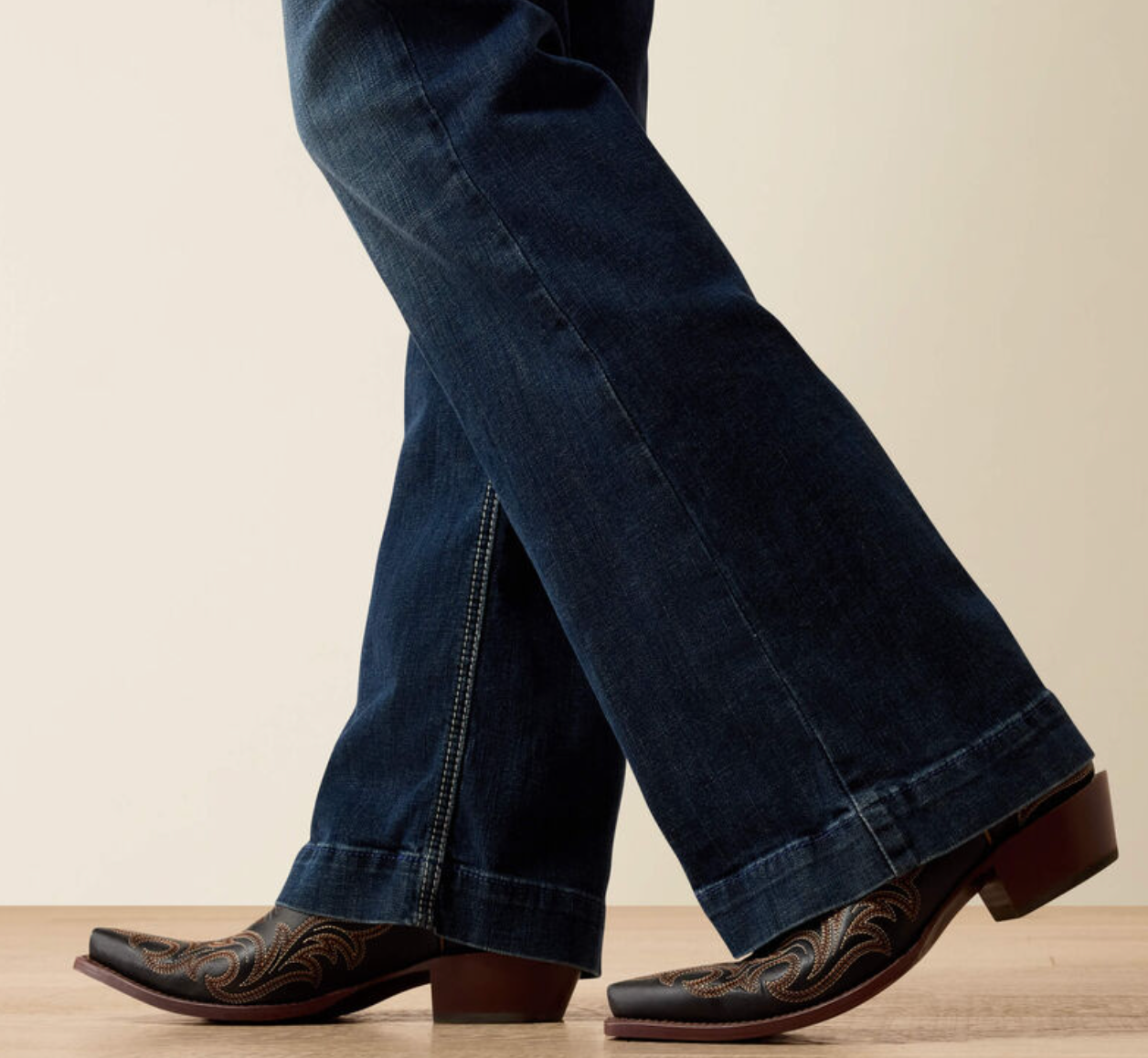 10040806 ARIAT WOMENS TROUSER PERFECT RISE AISHA WIDE LEG JEAN - MISSOURI