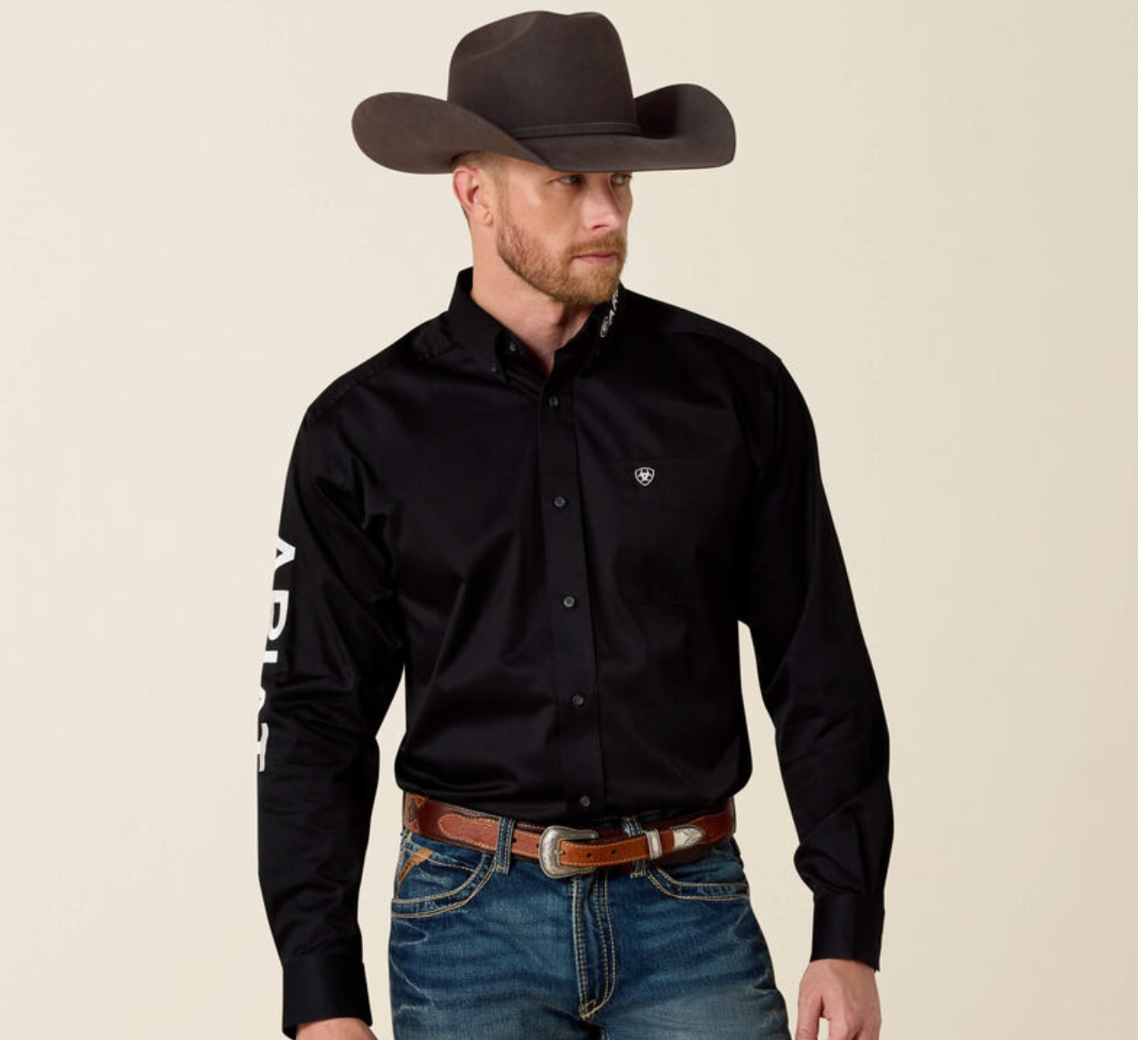 10017497 ARIAT MENS TEAM LOGO TWILL CLASSIC FIT LONG SLEEVE SHIRT- BLACK AND WHITE