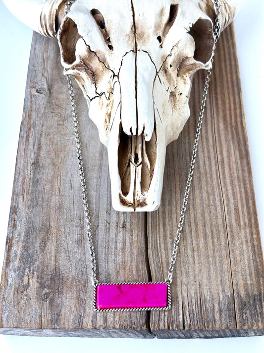 WESTERN STYLE STONE BAR PENDANT NECKLACE: PINK