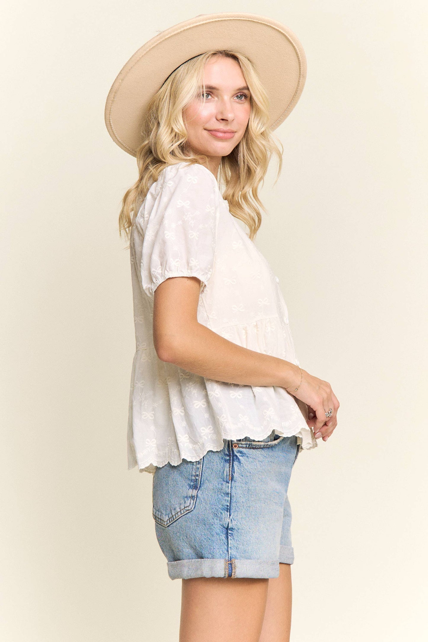 BOHO CHIC EMBROIDERED BUTTON DOWN TOP: WHITE