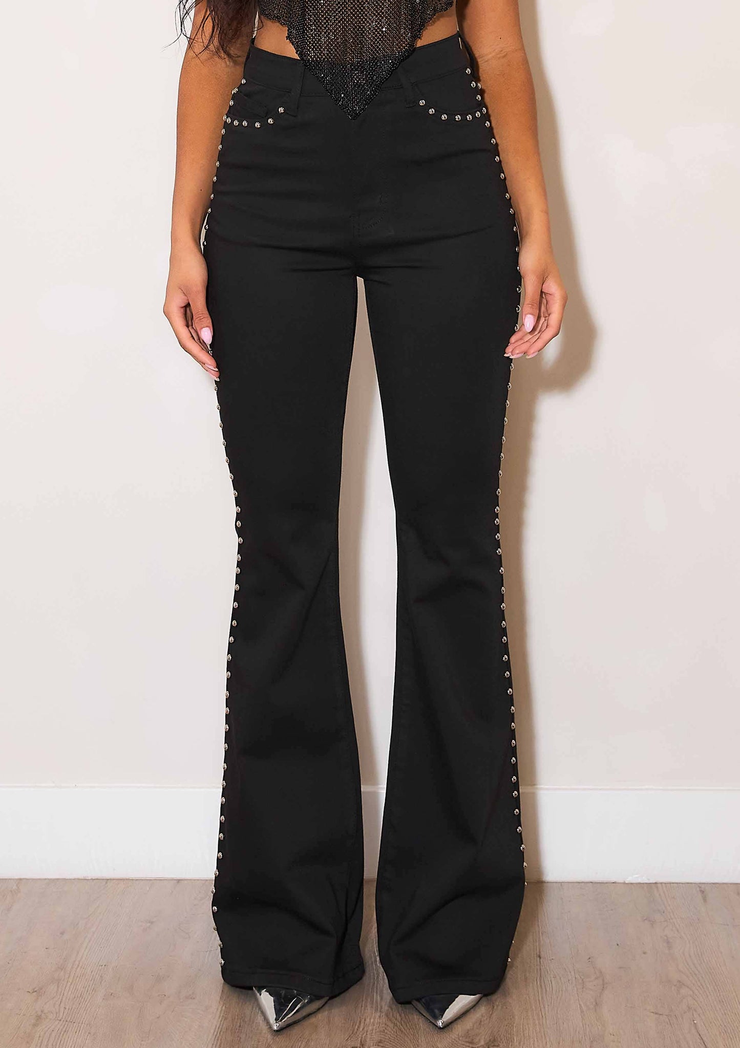 XPT345 High-Rise Flare Jeans With Studs: Black