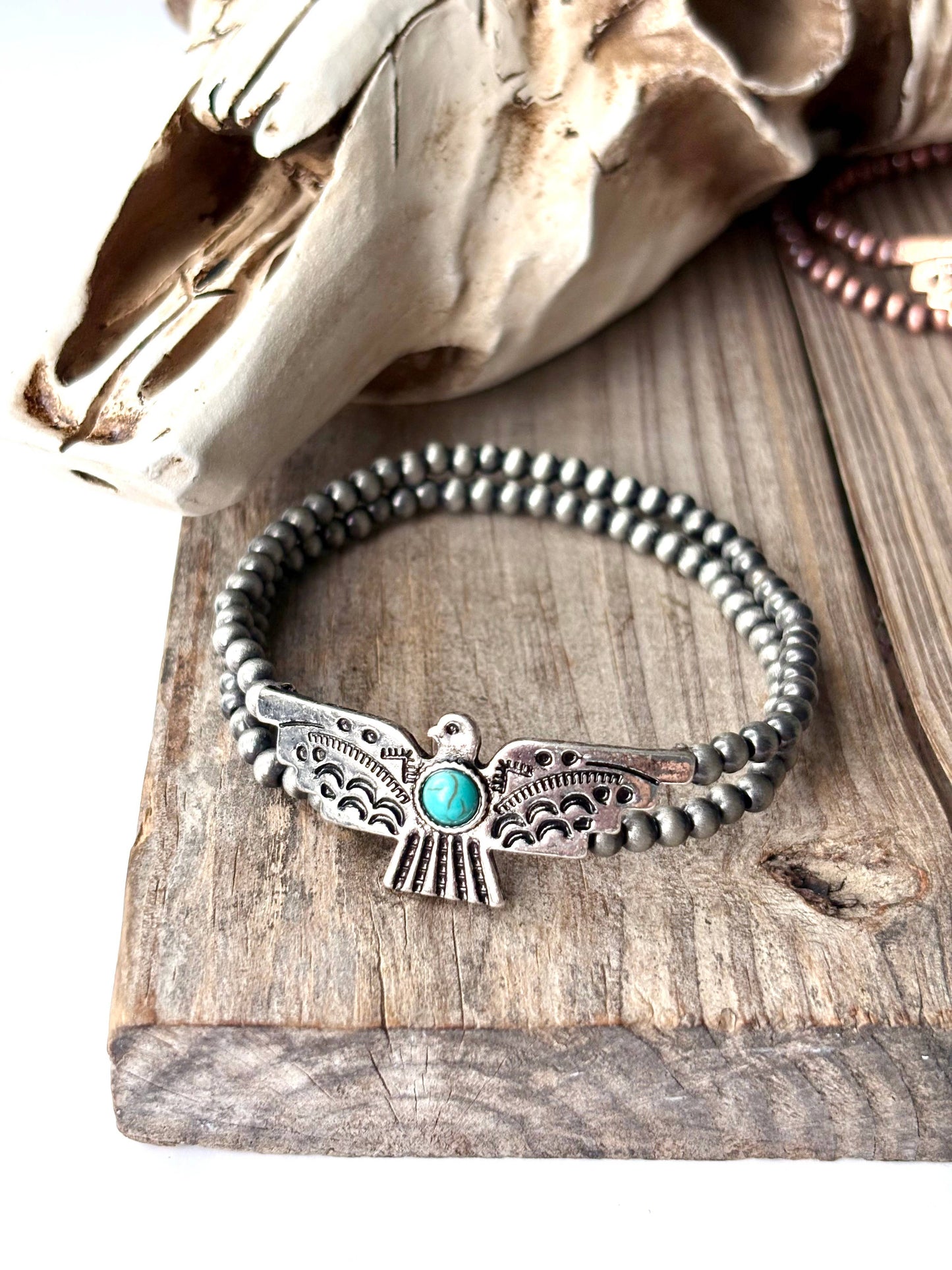 Western Thunderbird Navajo Pearl Bead Stretch Bracelet: Silver